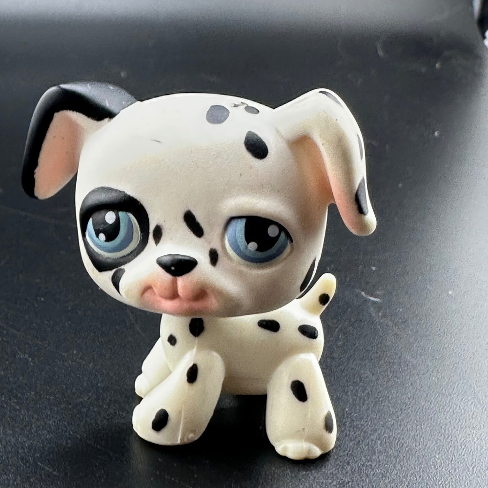 Hasbro Littlest Pet Shop LPS Dog AUTHENTIC Dalmatian 2 Blue Eyes #44